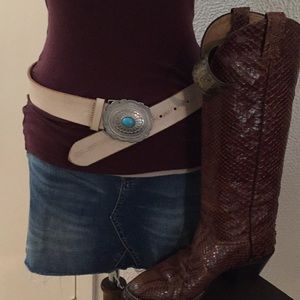 NWOT CHELSEA & VIOLET FRAYD DENIM miniSKIRT